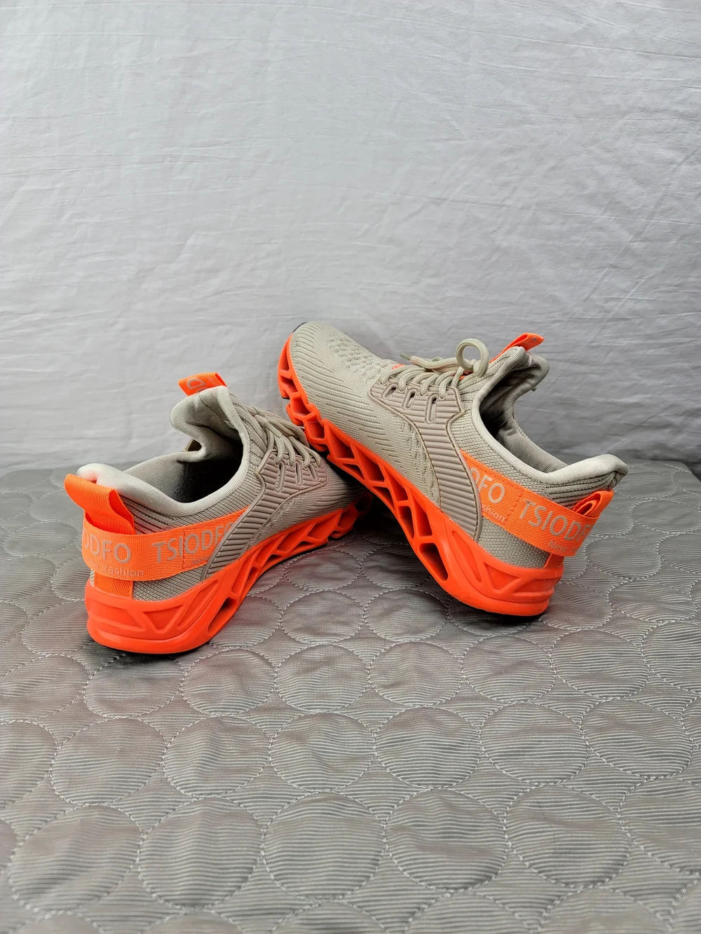 Men's Athletic Sneakers in Beige and Orange - Lightweight Performance